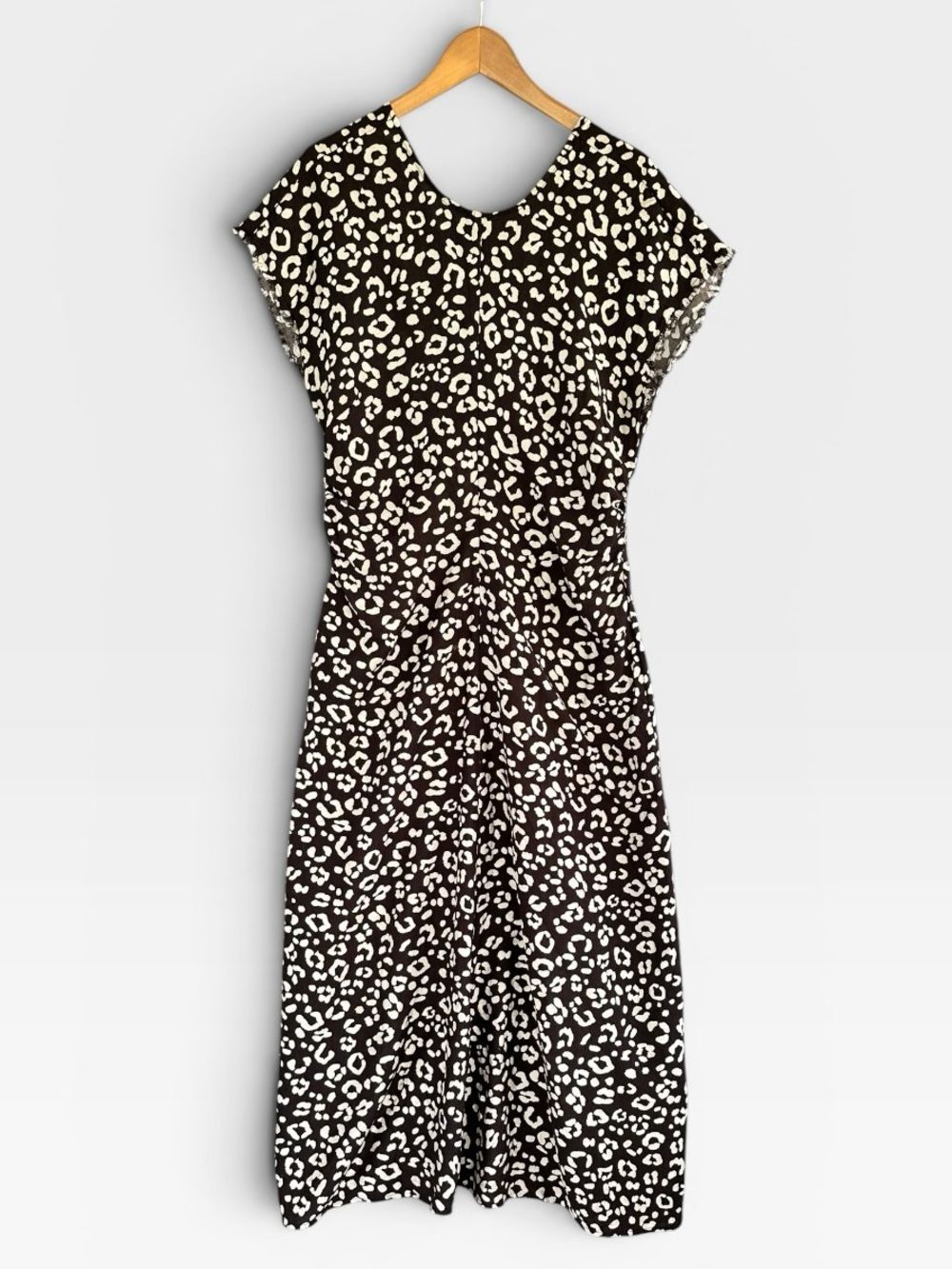 Mango || NWOT || Leopard Print Midi Dress